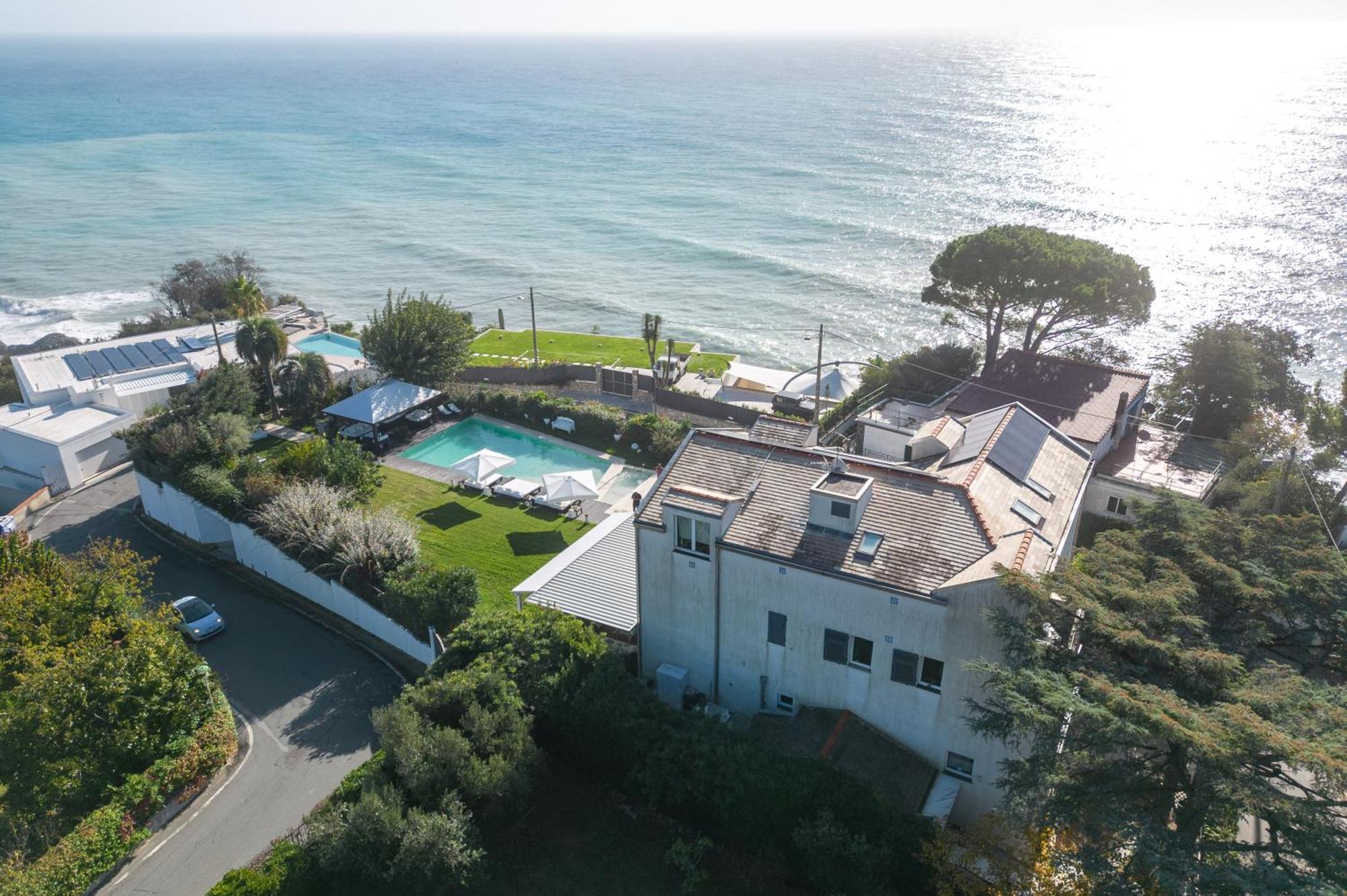 Villa Verney Albisola Superiore Luaran gambar